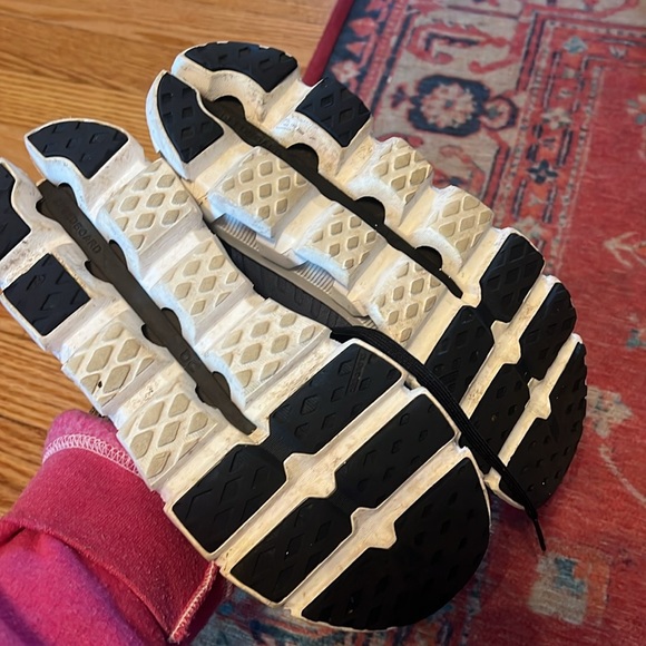 On Cloud On Running Cloudswift 3 Size 8.5 Metal White - Picture 13 of 16